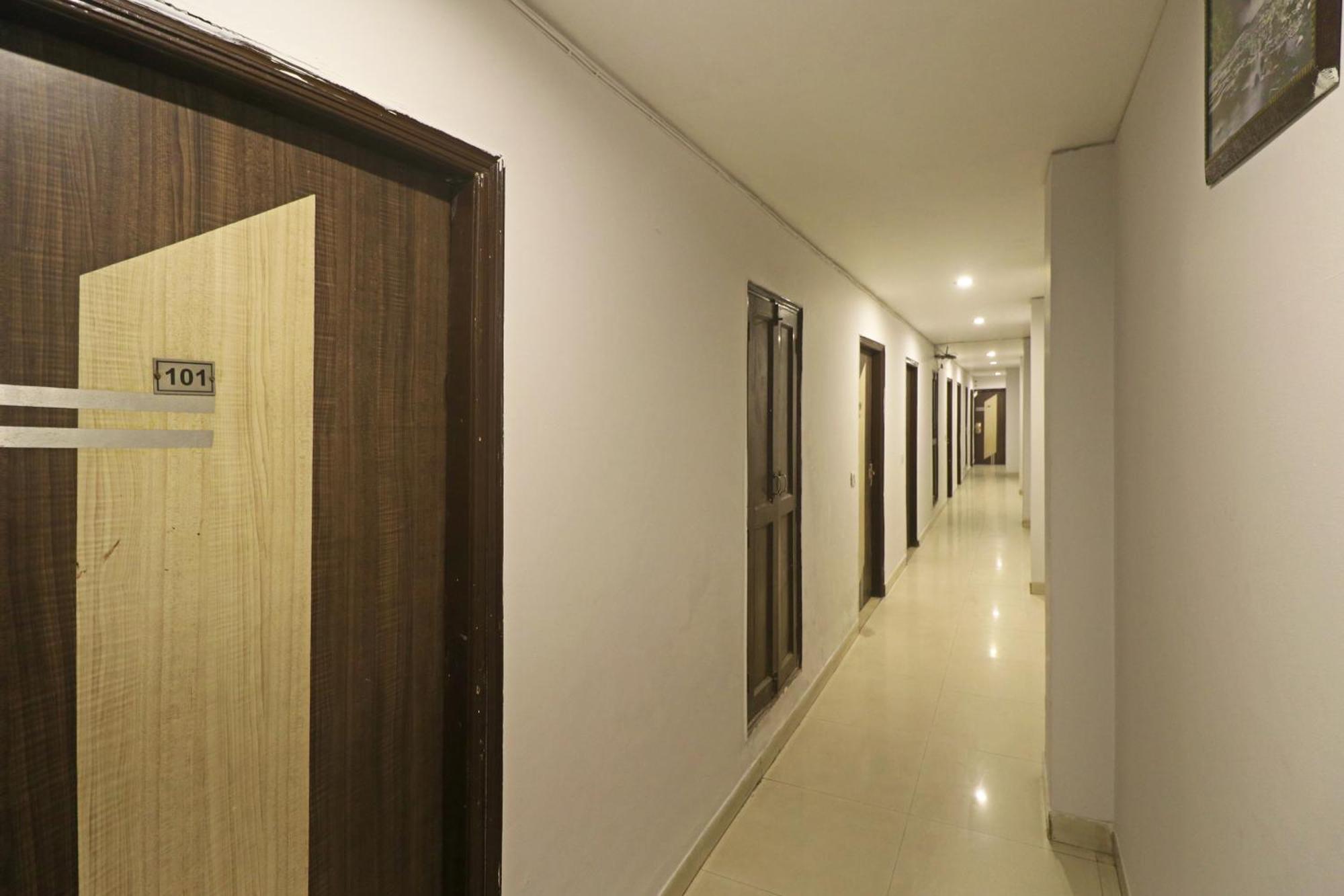 Hotel Samara Near Igi Airport Delhi New Delhi